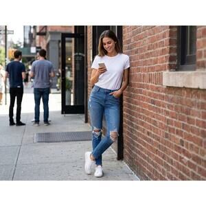 Good American Good Curve Size 4/27 Med Wash Mid Rise Slim Ripped Jeans